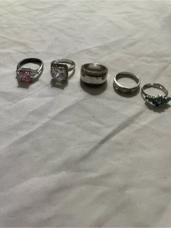 5 rings 💍