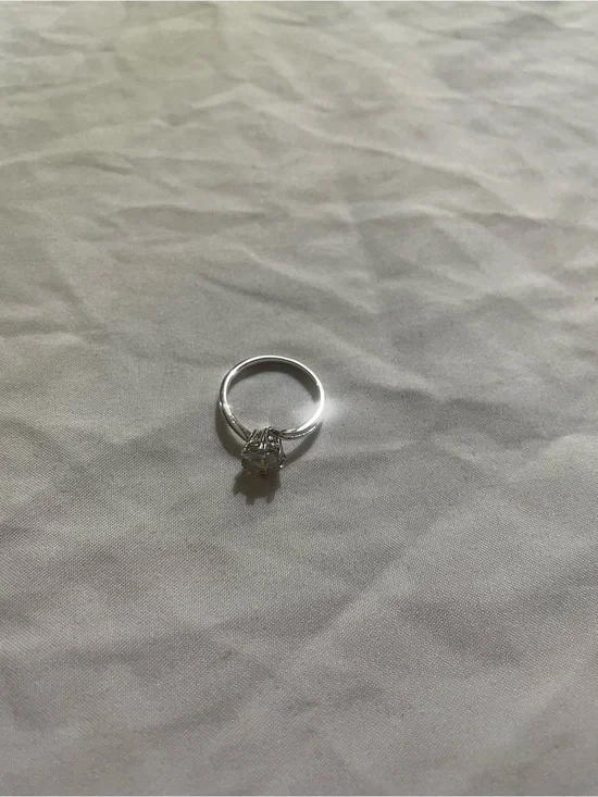 GRA moissanite ring 💍