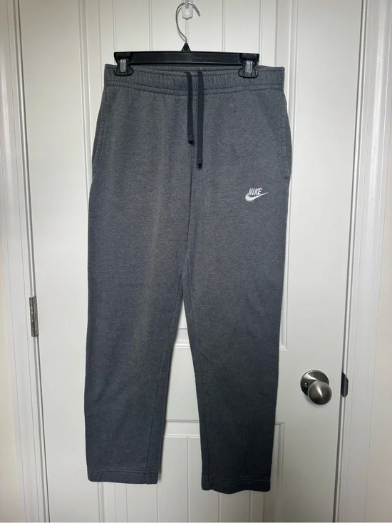 Nike Gray Fleece Joggers for with Drawstring