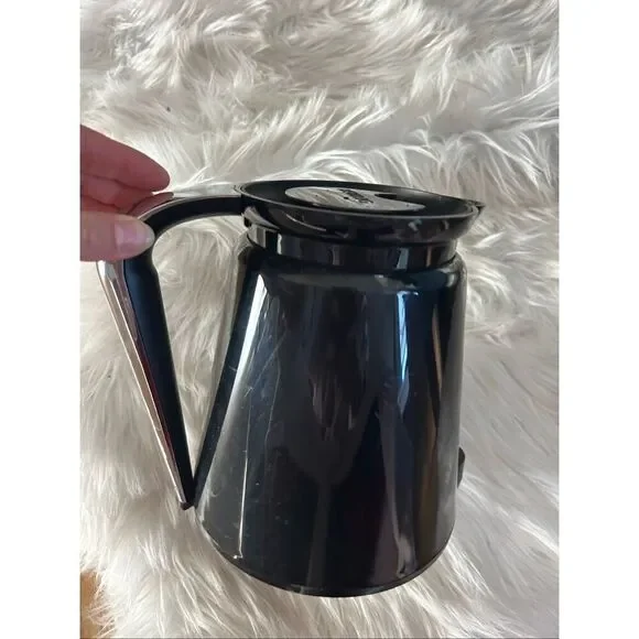 Keurig 2.0 Plastic Carafe 32oz Double-Walled Pot Black