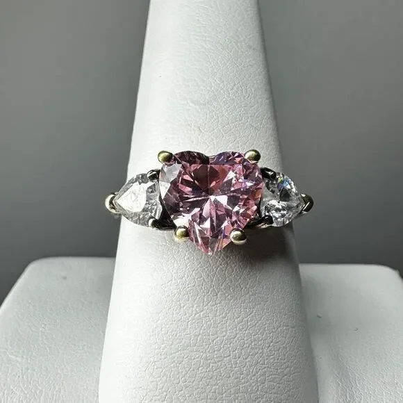 Stunning‎ vermeil over stamped 925 pink cz hearts ring!