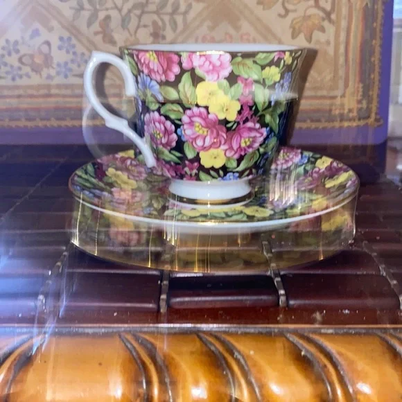 BOX42 Bethany Fine Bone China Cup & Saucer Set, Made in Staffordshire England
