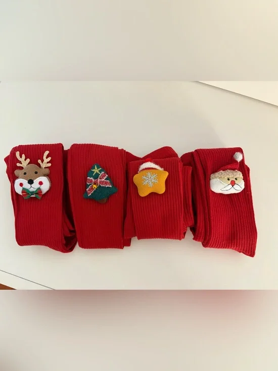 Girls Christmas tights size 8-12 years