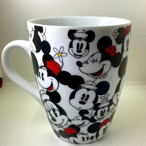 Disney Minnie  & Mickey Mouse Faces All Over Coffee Mug Black White Red …