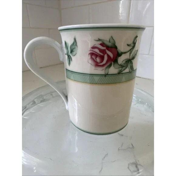 Wedgewood English Cottage Rose Coffee Mug