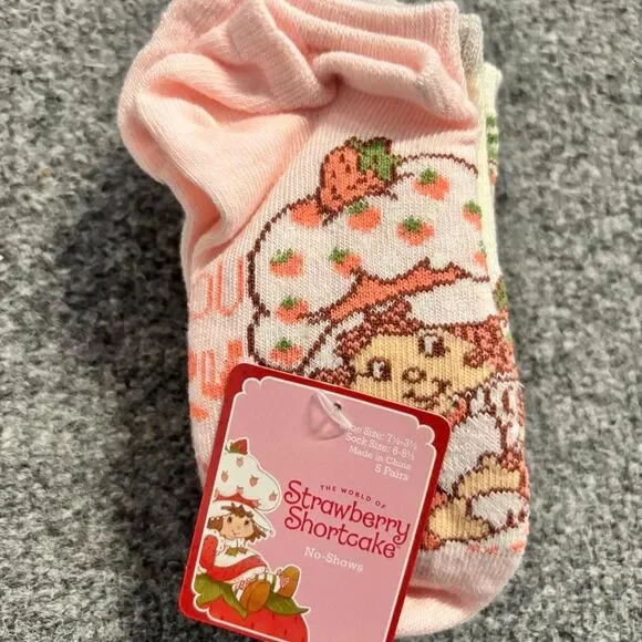 Kids Strawberry Shortcake 5 pack no show socks