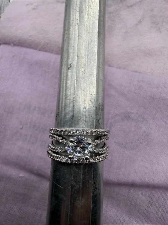 Women’s Moissanite Ring | Size 8 | S925 Sterling Silv