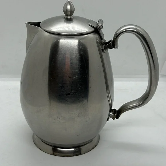 Vintage Arnbee Japan 18-8 Stainless Steel Pitcher Creamer-Tea Pot 7”inch.Tall
