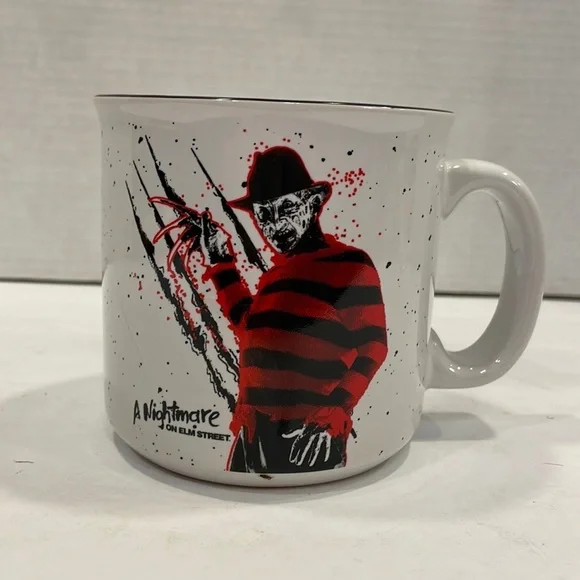 A Nightmare On Elm Street Freddy Krueger 20 Oz. Coffee mug cup NWT