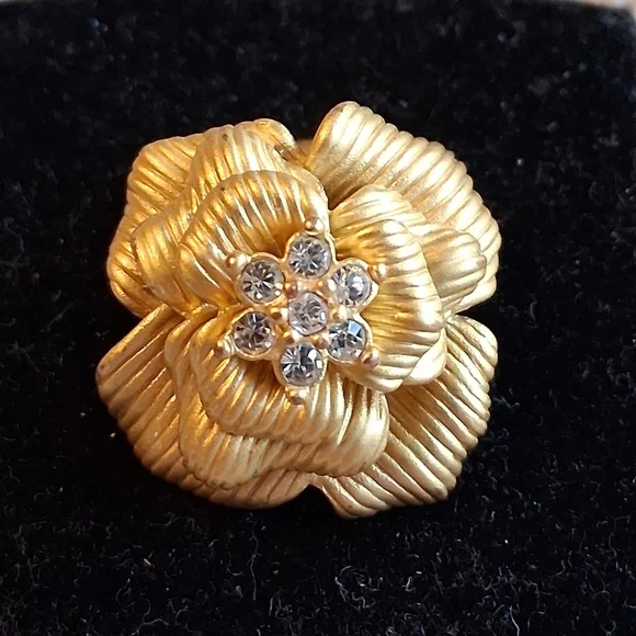 Premier Designs Flower Ring, Wms 5.25