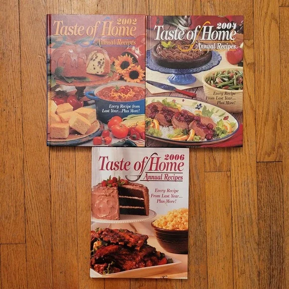 3 Taste of Home Cookbook 02‎ 04 06 ANNUAL RECIPES Gift Kitchen Decor Hardcover
