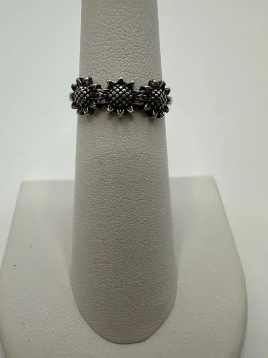 Silver Tone Sunflower Ring Size 5