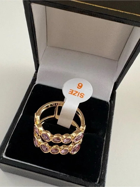 Bomb Party We Clash, We Click Ring RG63911 Amethyst CZ Gold Plating