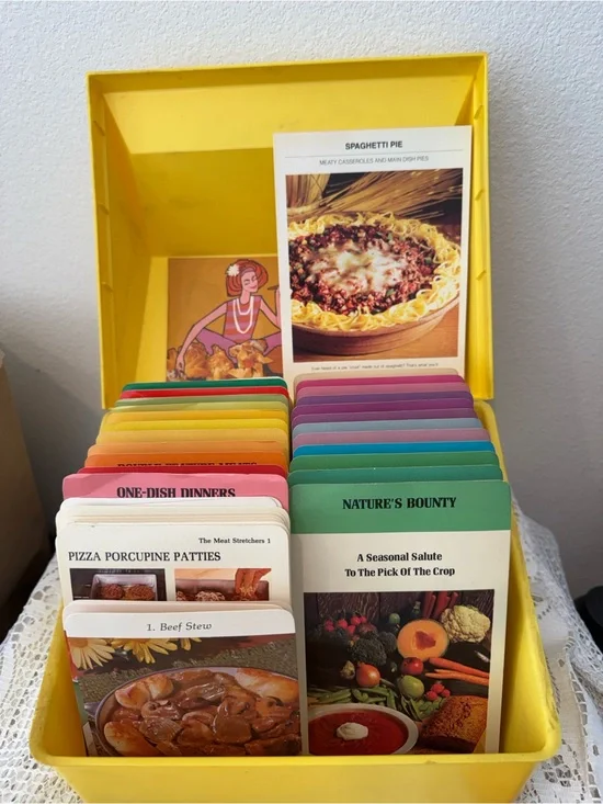Vintage Betty Crocker Step by Step Recipe Card Collection in Yellow Box