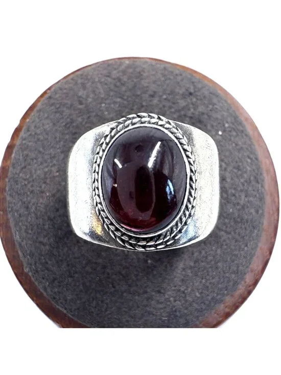Garnet Bezel Set Rope Border Tapered Band Ring 925 Sterling Silver Size 6.25
