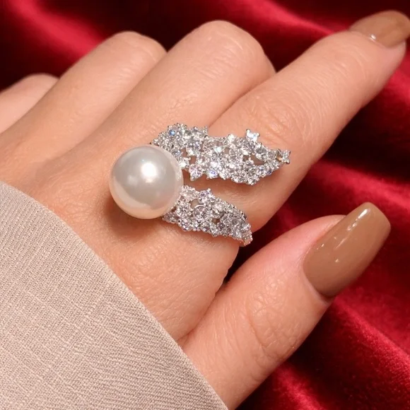 Luxe Pearl Diamond Wrap Ring | Statement Leaf Design | Adjustable