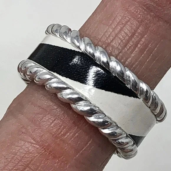 Zebra Print Leather Rope Ring Sz 6 Band Aluminum Arthur Court Signed Jewelry