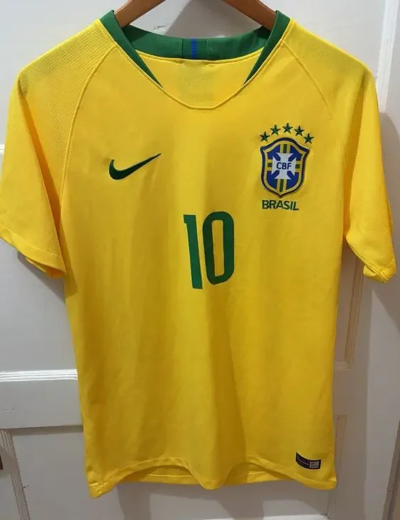 Nike Brazil National Team Soccer Jersey Neymar Jr #10 10/10 Medium