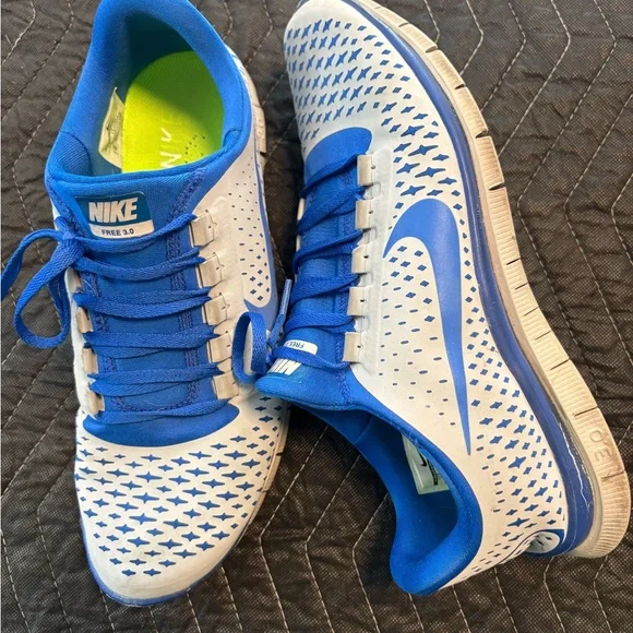 Vintage Nike Free 3.0 Blue and Gray running athletic shoes