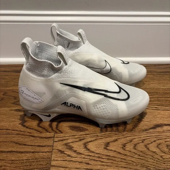 Nike Alpha Menace Elite 3 Platinum Football Cleats Men's Size 8.5 CT6648-109