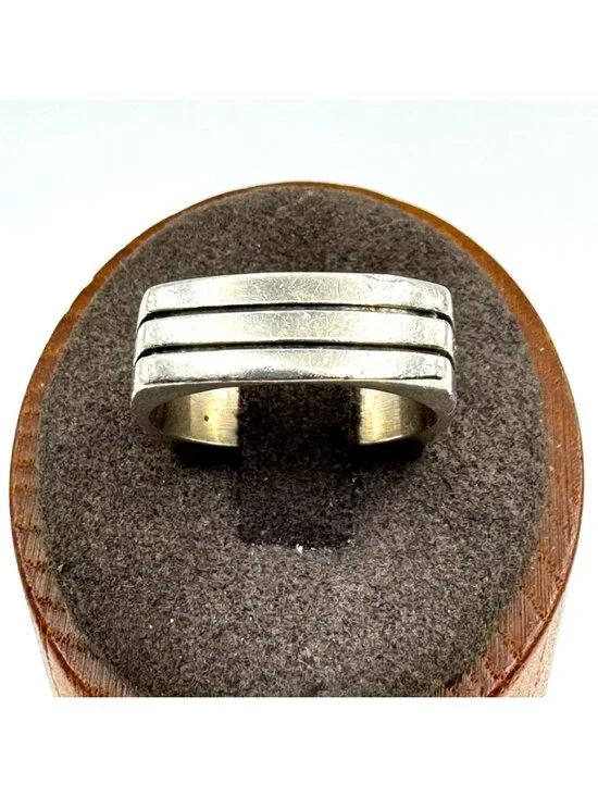 Squared Etched Design Band Sterling Silver 925 Ring Size 8.75