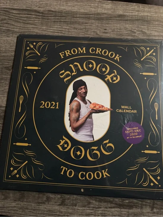 Snoop Dogg From Crook to Cook 2021 Wall Calendar by - Black & Gold