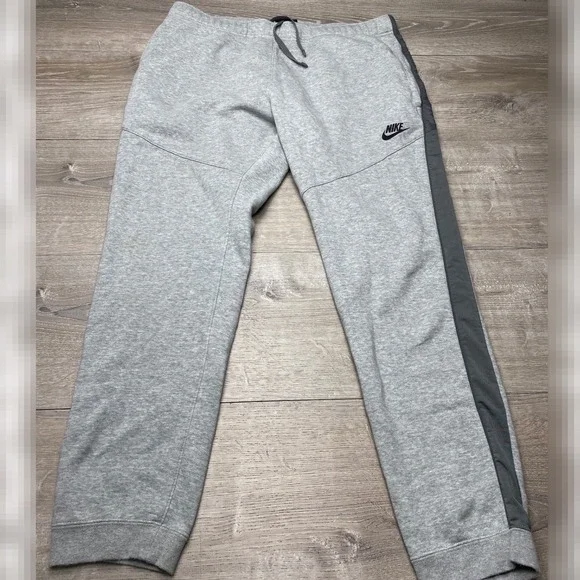 Nike Pants Sportswear Primary Fleece Joggers Mens L Gray Cotton Blend CT9758-063