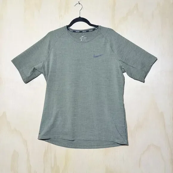 Nike Pro Dri-FIT Men’s XL Olive Green Athletic Training Shirt Short‎ Sleeve Gym