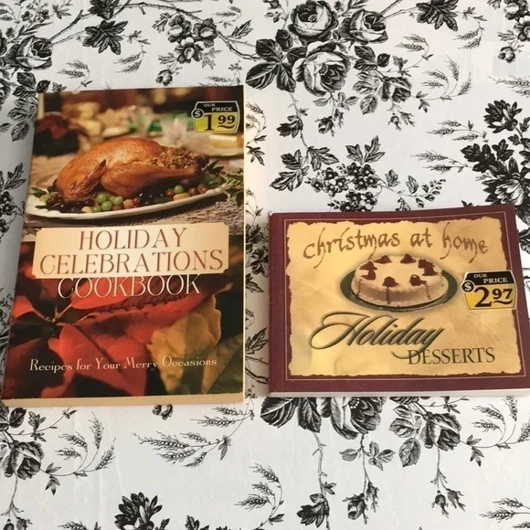 Vintage 2003 Christmas Recipe Books Lot of 2 Holiday Cookbooks Set