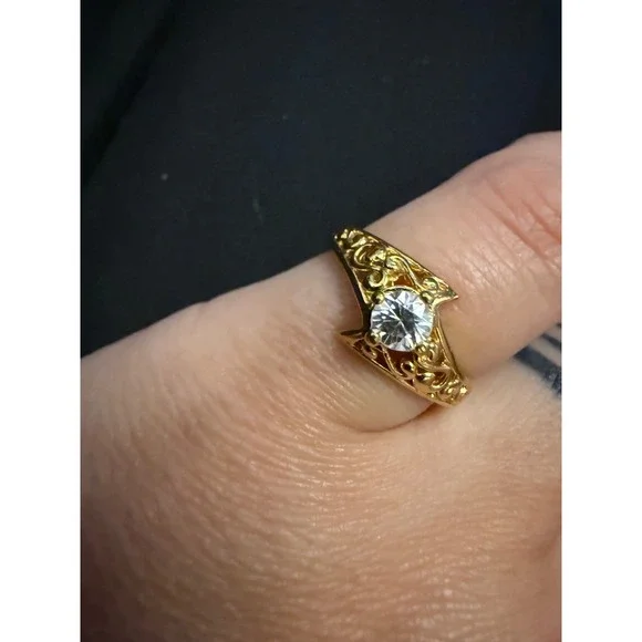 Gold Tone Filigree Bypass Ring Round Clear CZ Solitaire Vintage Style Size 6.25