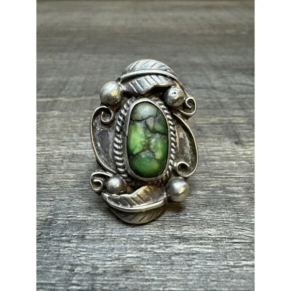 Vtg Navajo Sterling Silver Green Turquoise Ring Signed Sz7.5 Handmade Native WOW