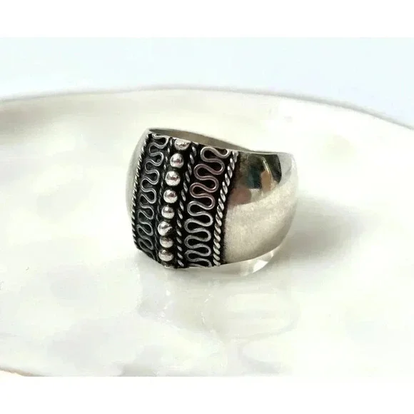Sterling Silver Vintage Domed Statement Bead Band - Size 7.25