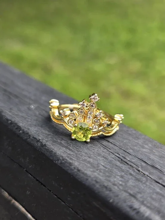 Peridot Tiara Crown Ring
