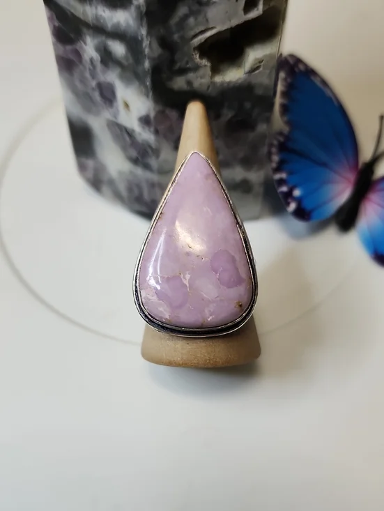 Teardrop Pink Lavender Stone Ring