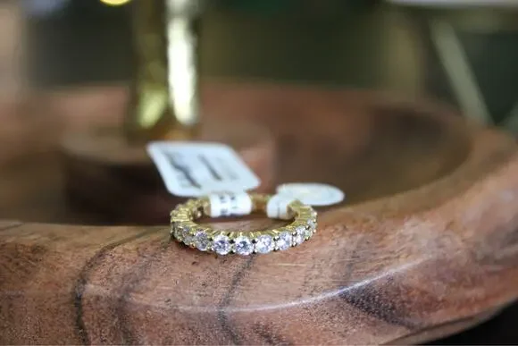 Anthropologie Crystal Eternity Band Ring Size 7 Gold Tone Clear CZ NWT MSRP $80