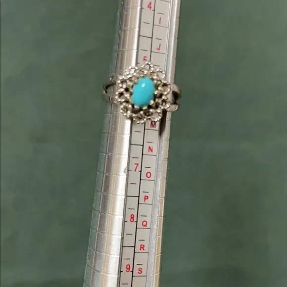Vintage Sarah Coventry Elegant Sterling Silver and Turquoise Ring