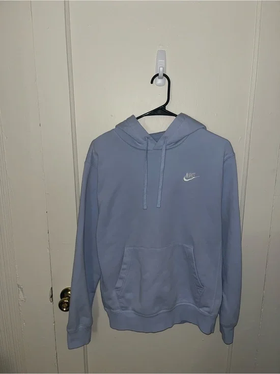Nike Club Fleece Pullover Hoodie (Light Blue)