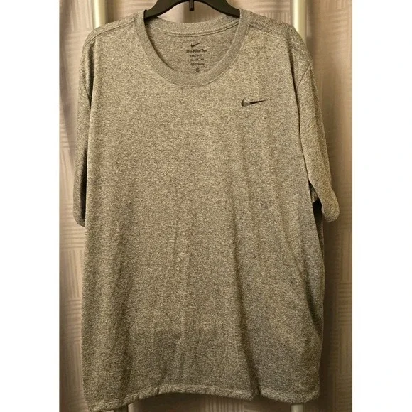The Nike Tee Shirt Men's Size 2XL Gray Activewear Short Sleeve Gym‎ NWTS