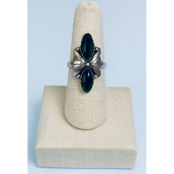 Vintage Native American Sterling Silver Malachit Stone Statement Ring Navajo 90s
