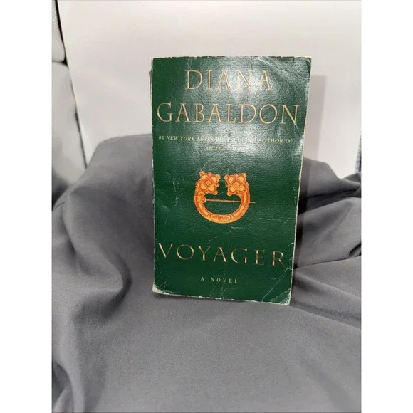 Voyager by Gabaldon, Diana