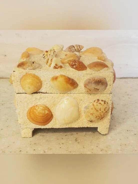 Vintage Shell Encrusted Trinket Box Camp Barakel Souvenir Coastal Beach Decor MC