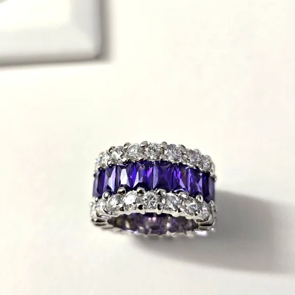 Sterling Silver 925 Elegant Purple and Silver Women's Ring