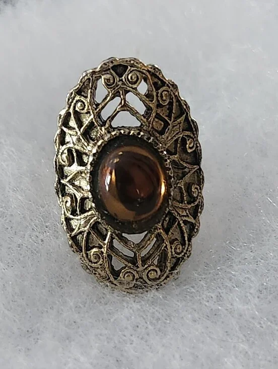 Vintage Filigree Oval Ring with Amber Cabochon