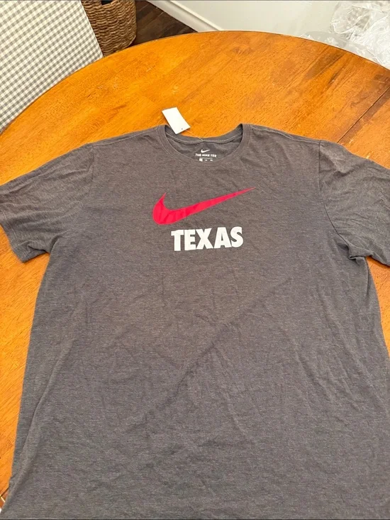 Nike Men's Dark Gray 'Texas' Tee with Red Swoosh xxl