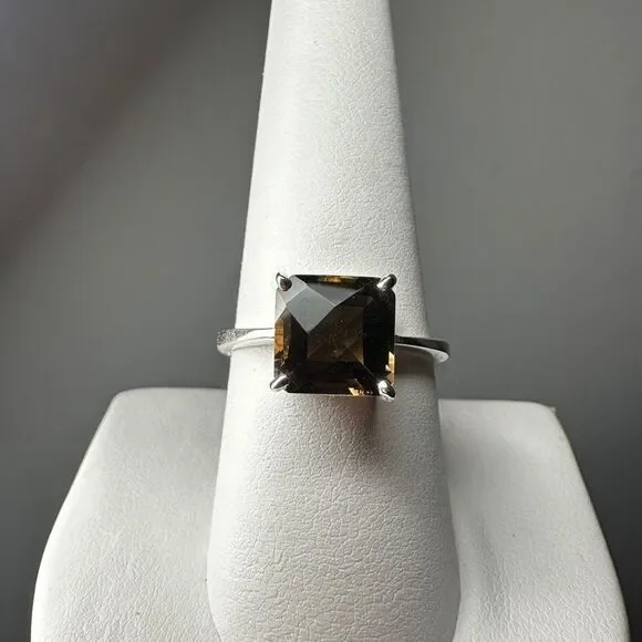 NWOT 9mm princess cut Smokey Quartz, solitaire ring‎ in solid sterling silver!