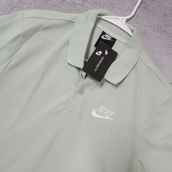 NEW Nike Polo Shirt Mens Small Standard Fit Short Sleeve Matchup Pique Green NWT