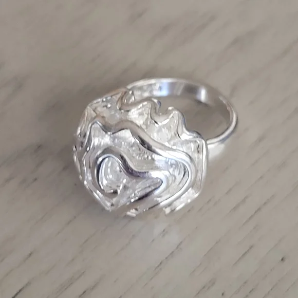 Sterling Silver 925‎ Rose Ring SIZE 5.25