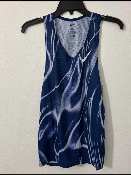 Nike Dri-FIT ADV AeroSwift Running Singlet HV2643-492 Men’s Size Small