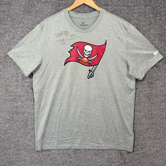Nike Tampa Bay Buccaneers T-Shirt Mens XL Signed Dri-FIT Gray NFL Football