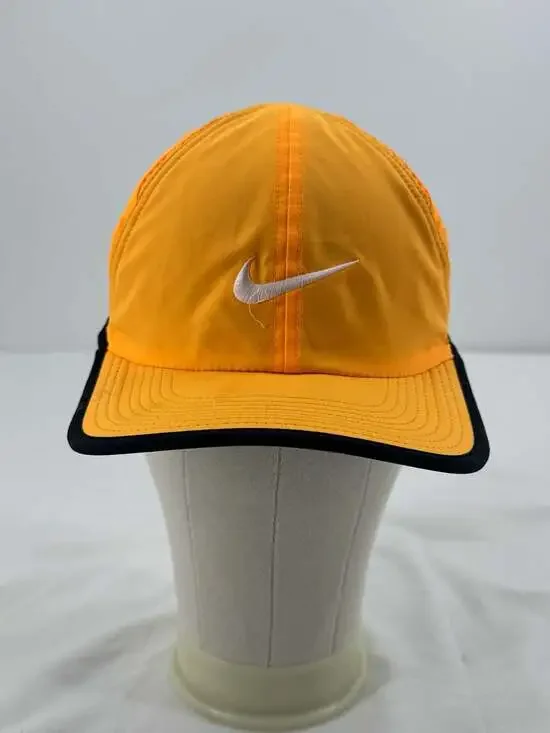 Nike Dri-FIT Featherlight Performance Running/Tennis Cap, Orange